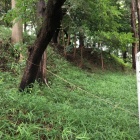 西の城の土塁壕