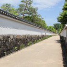 同左西御屋敷土塀通路