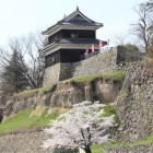 西櫓と石垣、尼ヶ淵城塁