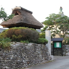長安寺館、東面玉石垣、山門