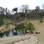 玉泉院丸庭園より三十間長屋を望む