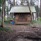 山頂に建つ三内神社