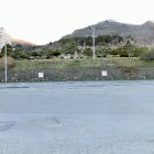 駐車場と石垣