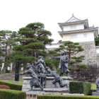 少年隊の像
