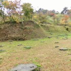 上杉三郎景虎宅跡と土塁