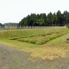 復元(土塁と堀)ものがたり館前