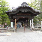 山門と太鼓橋