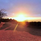 夕陽と粉雪
