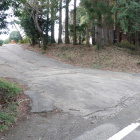 湖岸道路より本曲輪に入る、北から車可？