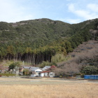 南西側の麓からの遠望