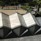 奥に写っているのが本丸の堀