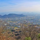 三の丸東側より浄願寺山方面を望む