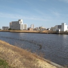 天然の堀となる中川