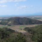 虎御前山城を望む。清水谷を封じる絶好の（最悪の）立地
