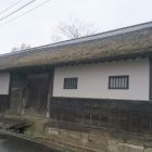 牛谷家の門(外側)
