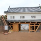 鉄門、内側