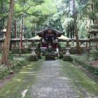 奥の院