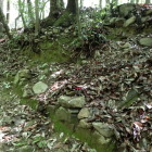 登山道に残る列石