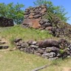 同左地点で本郭大手虎口と本丸東面石塁