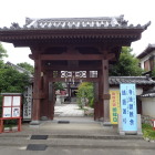 頭陀寺の山門