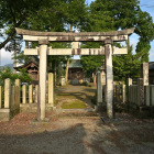 堂山神社・陣屋の南側にあります