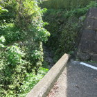 堀みたいな溝