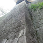 高い石垣