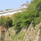 内濠西側から西の丸櫓群を見上げる