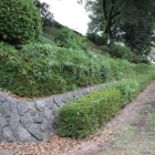 高土塁西より東を見る