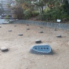 礎石建物跡と井戸跡