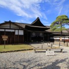 陣屋内部、玄関式台中心に役所現存建物群
