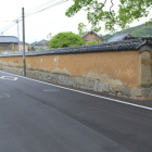 国分寺土塀、仁王門左手側