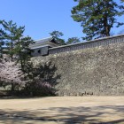 大手馬出桝形より二ノ丸高石垣を眺める