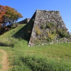 三の丸から人質櫓台、素晴らしい石垣です