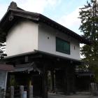 搦手門に当たる移築円城寺門