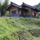 花の壇復元建物、切岸