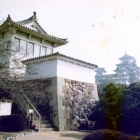 1976年撮影、化粧櫓と天守