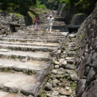 大手道の側溝