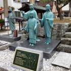 ⑤	お市の方と浅井三姉妹の銅像