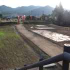 二郭北側の土塁上から二郭全景