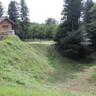 二の丸側から大堀切と郭馬出西虎口門