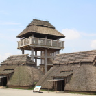 竪穴住居と物見櫓
