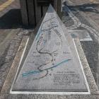 河内長野駅前の高野街道モニュメント（地図）