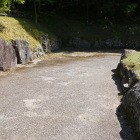 発掘された居館跡虎口か？