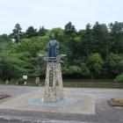 南郷公園の明智光秀公像