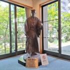河井継之助の等身大像(約160㎝)