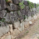 表中御門桝形西側石垣根石発掘現場