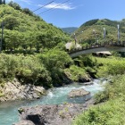 資料館前の橋