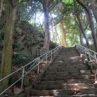 大湊神社への参道