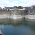 大手口南側の土橋、枡形、二の丸の城塁高石垣の眺め